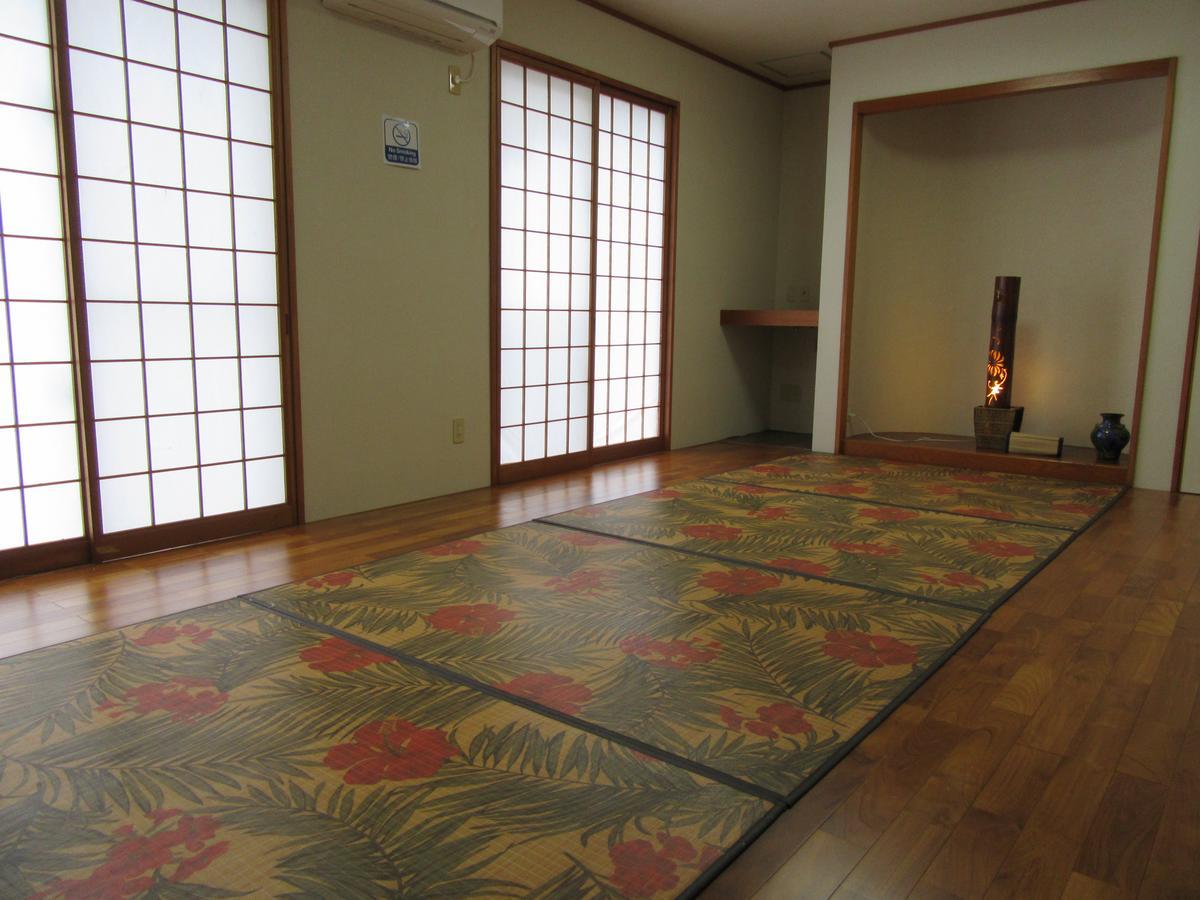 Guest House Diamond Yomitan Exterior foto