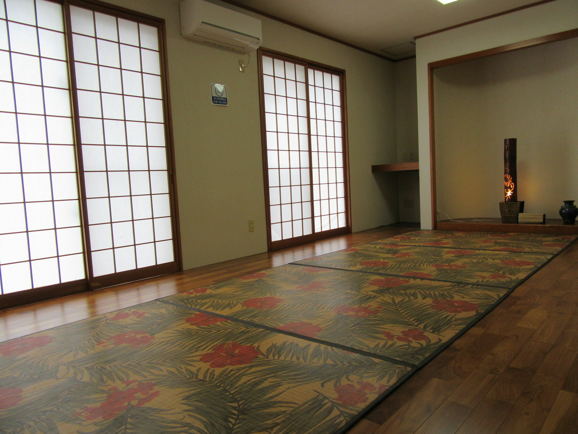 Guest House Diamond Yomitan Exterior foto